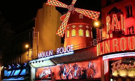 Otel Kyriad 10 - Gare De L'est 3*