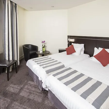 Otel Kyriad 10 - Gare De L'est Paris