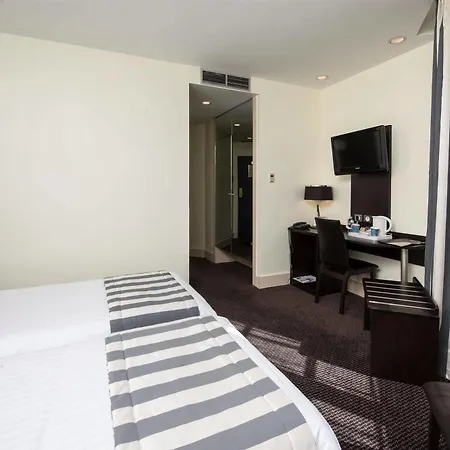 Kyriad 10 - Gare De L'est Otel Paris