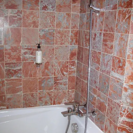 Kyriad 10 - Gare De L'est Paris