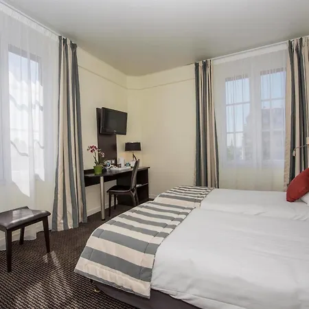 Hotel Kyriad 10 - Gare De L'est