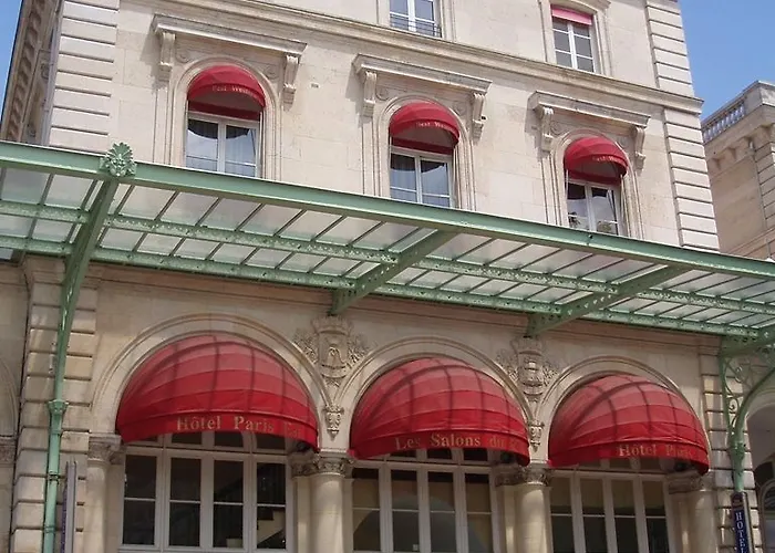 Kyriad 10 - Gare De L'est 호텔