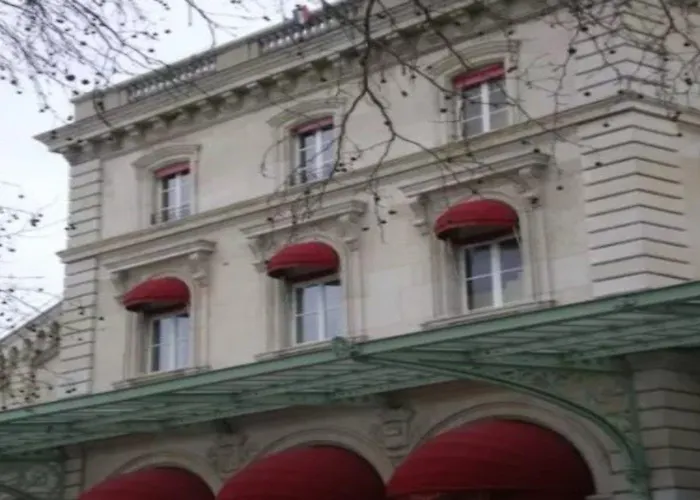 Kyriad 10 - Gare De L'est 3* パリ
